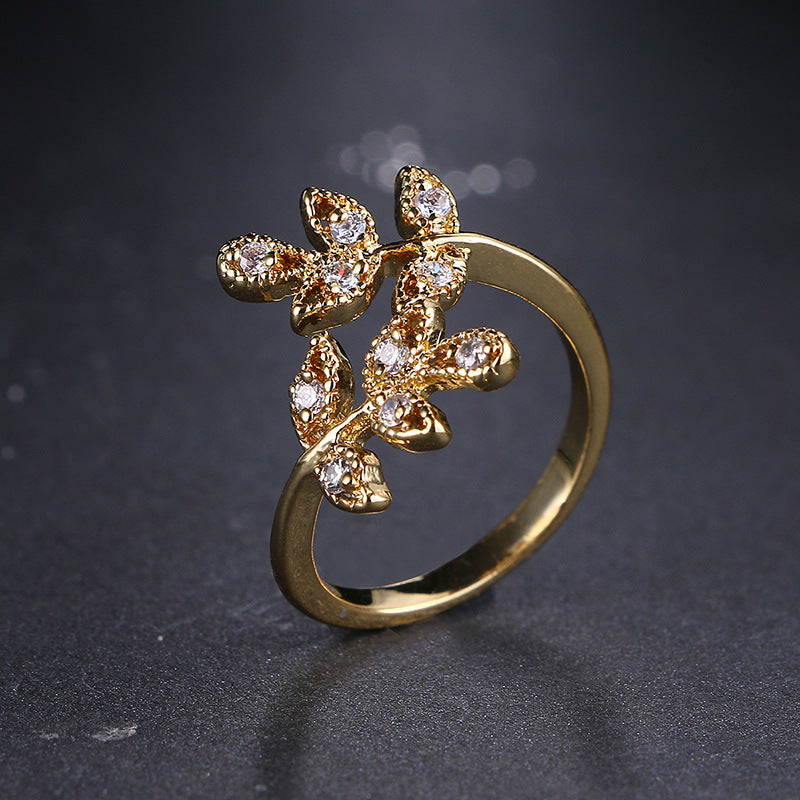 Fashion Leaf-shaped Open Diamond Ring Gold Plating